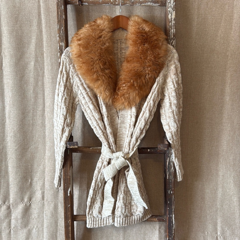 Full cable knit cardigan with genuine shearling collar